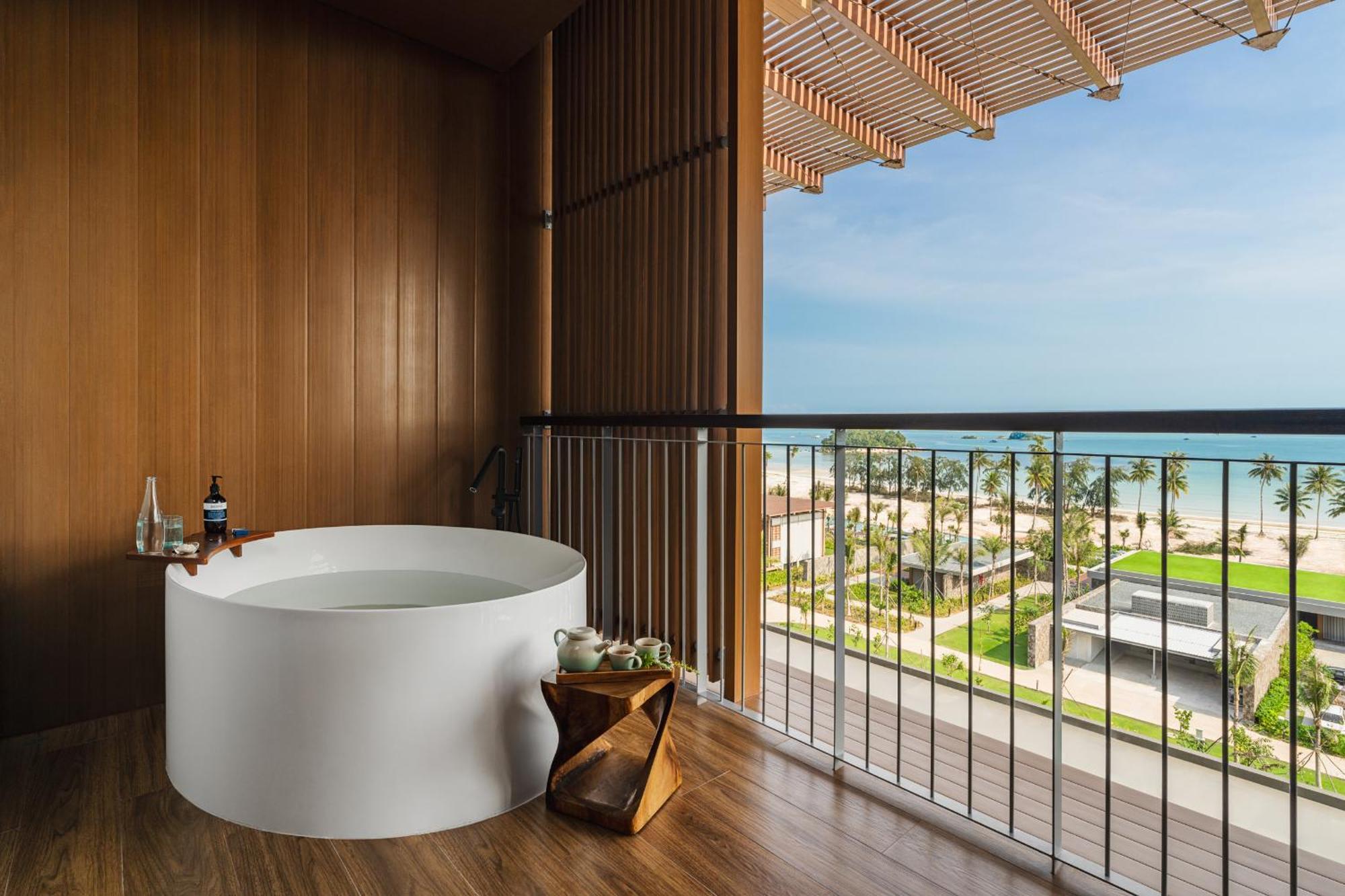 Hotel Indigo Bintan Lagoi Beach By Ihg Exterior foto